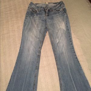 Comfortable boot cut jeans